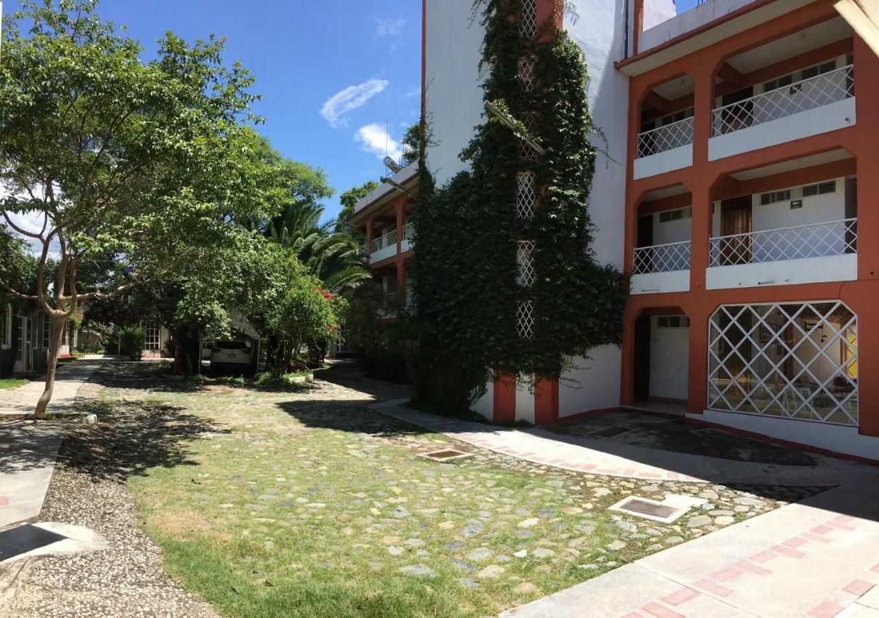 Hotel Bugambilias Oaxaca Exterior photo